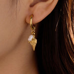 Load image into Gallery viewer, Golden Tide Embrace – Magnetic Shell Clip-On Earrings
