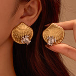 Load image into Gallery viewer, Golden Eternity – Interlocking Shell Studs
