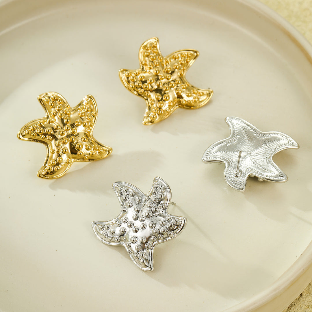 Lovers' Golden Compass – Nautilus Shell Studs