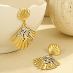 Load image into Gallery viewer, Aphrodite&#39;s Golden Embrace – Heart Shell Drop Earrings

