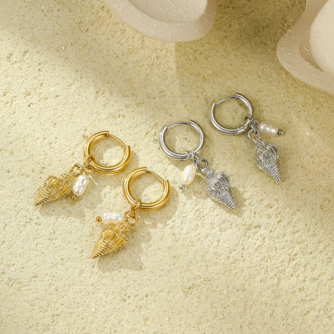 Golden Tide Embrace – Magnetic Shell Clip-On Earrings