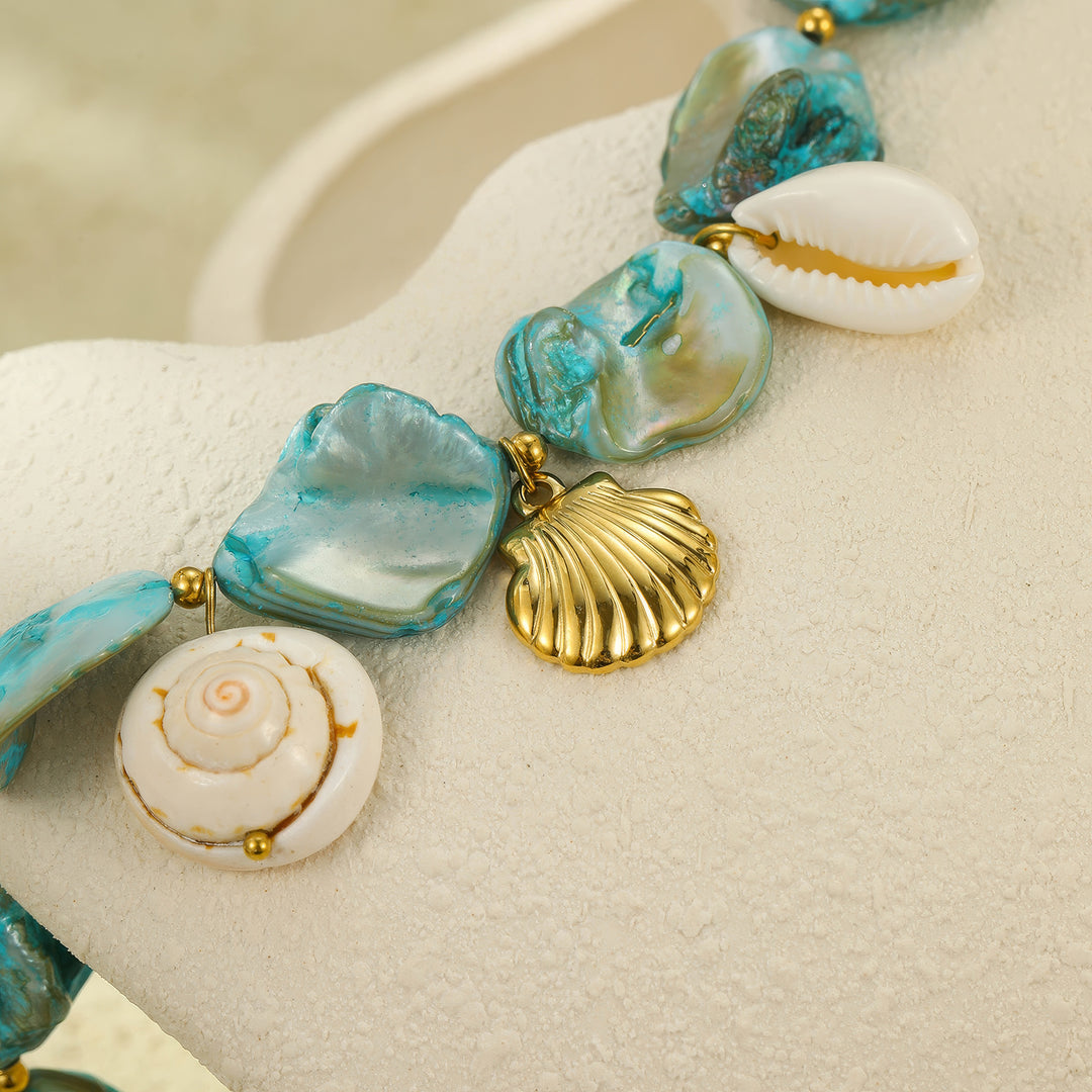 Stardust Catch: Telescopic Shell Pendant