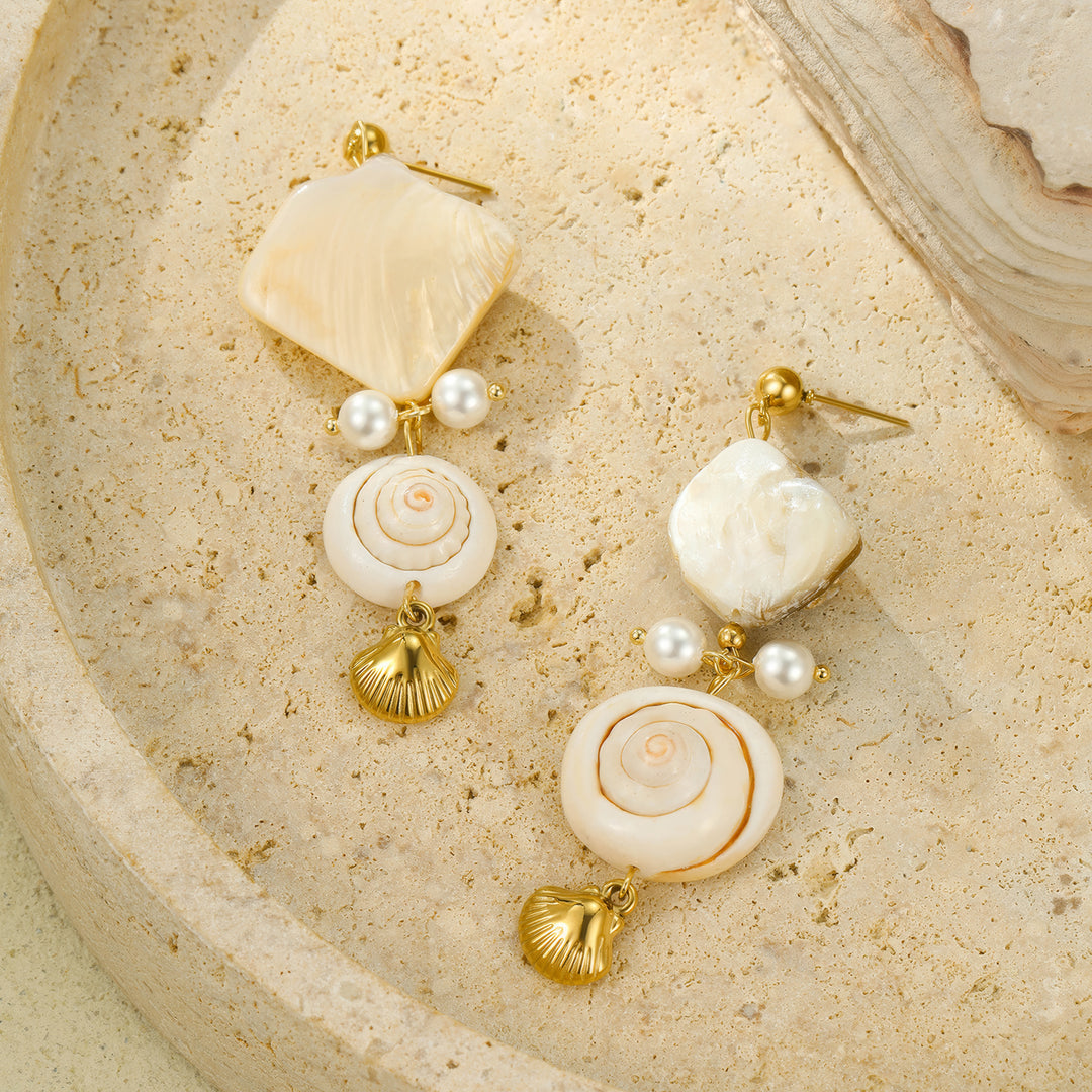 Venus' Gift:Shaped Shell Earrings